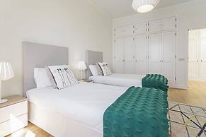 Vila Eucalipto by An Island Apart