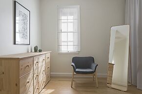 Vila Eucalipto by An Island Apart