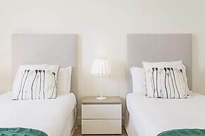 Vila Eucalipto by An Island Apart