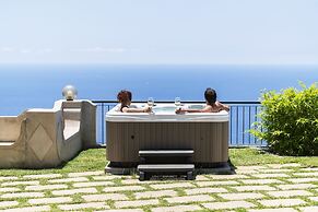 Vila Eucalipto by An Island Apart