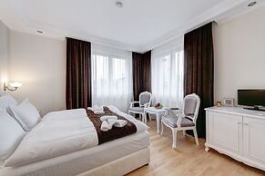 Boutique Hotel Diama