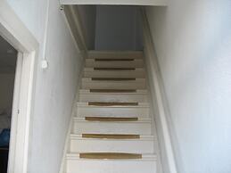 Guest House Amsterdam - Hostel