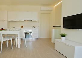 446QA Tonni Danilo - Little Paradise 3