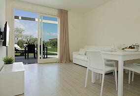 446QA Tonni Danilo - Little Paradise 3