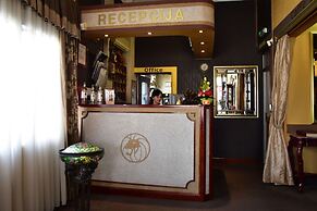 Hotel Lav