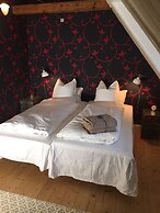 Alsbrogaard Deluxe Bed & Breakfast