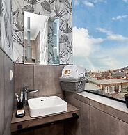 Hotel City