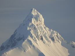 Yurt in Puyehue with Volcano Views