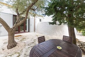 Trullo Pietra Antica