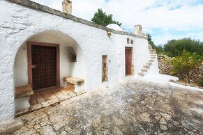 Trullo Pietra Antica