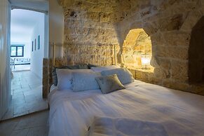 Trullo Pietra Antica