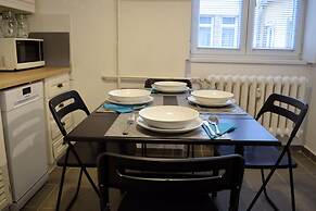 Diamond Astoria 4, Quiet Apartment