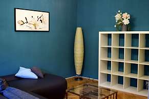 Diamond Astoria 4, Quiet Apartment