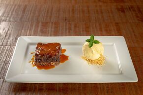 Hotel Real Villa Bella