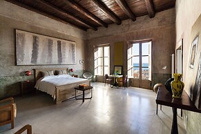 TROTULA CHARMING HOUSE - Julius Studio