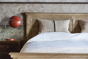 TROTULA CHARMING HOUSE - Julius Studio