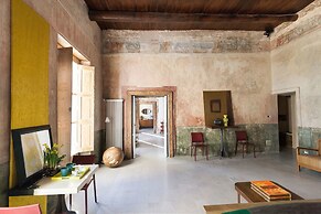 TROTULA CHARMING HOUSE - Julius Studio