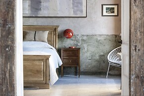 TROTULA CHARMING HOUSE - Julius Studio