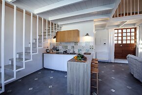 Castello Mezzacapo by Starhost