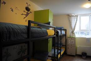 Varad Inn Hostel and Cafe