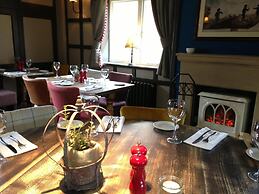 The Crown Pub Dining Rooms