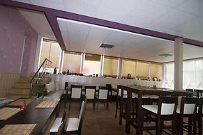 Tropics Hotel