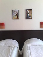 Tropics Hotel