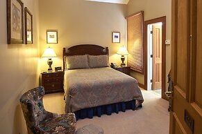 Hotel Mac
