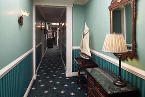 Hotel Mac