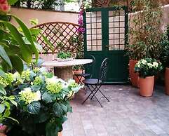 La piazzetta delle regine