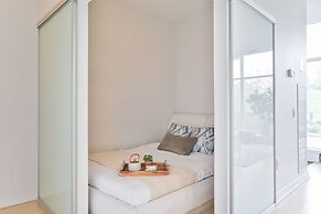 Gorgeous 2 Storey Townhouse