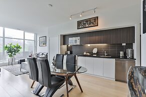 Gorgeous 2 Storey Townhouse