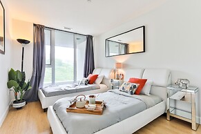 Gorgeous 2 Storey Townhouse