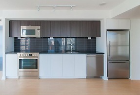 Beautiful Home by Rogers Centre