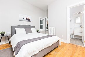 Applewood Suites - The Annex Lofts