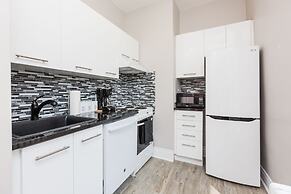 Applewood Suites - The Annex Lofts