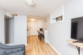 Applewood Suites - The Annex Lofts