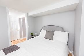 Applewood Suites - The Annex Lofts