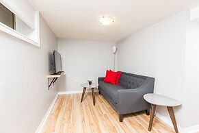 Applewood Suites - The Annex Lofts