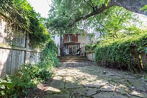 Applewood Suites - Yorkville