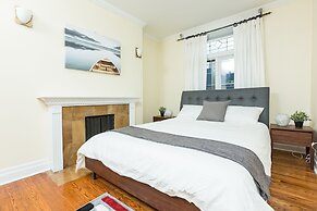 Applewood Suites - Yorkville