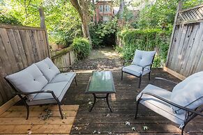 Applewood Suites - Yorkville