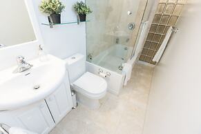 Applewood Suites - Yorkville