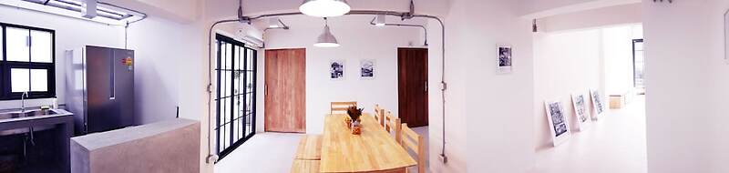 The Companion - Hostel