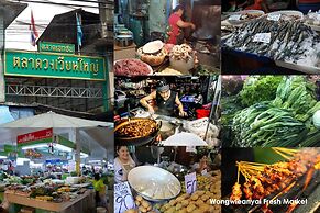 The Companion - Hostel