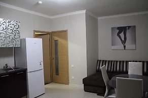 V Gostyah U Julii Guest House