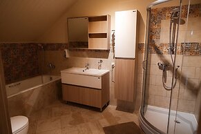 Tsarstvo Korolevstvo