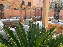 Hôtel Les Sables - Urban Style - by Logis Hotels