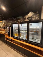 Hôtel Les Sables - Urban Style - by Logis Hotels