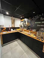 Hôtel Les Sables - Urban Style - by Logis Hotels